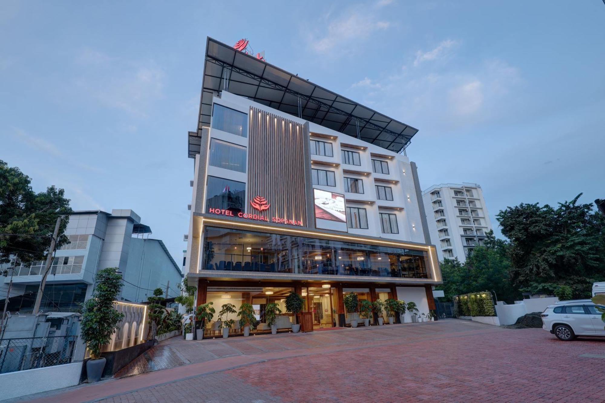 Hotel Cordial Sopanam Thiruvananthapuram Kültér fotó