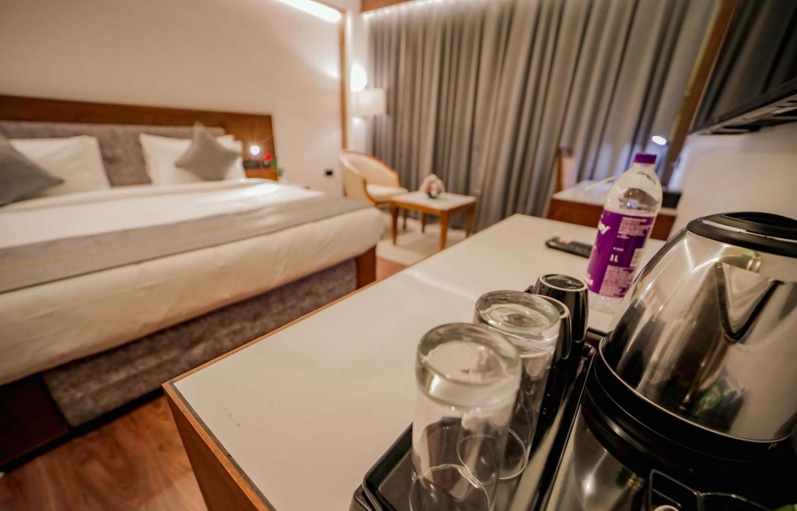 Hotel Cordial Sopanam Thiruvananthapuram Kültér fotó